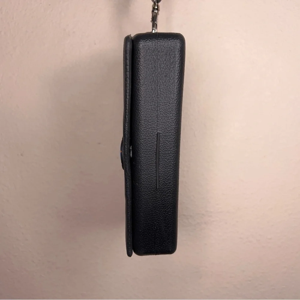 Optari Black Clutch Wristlet Outdoor Beach Travel Lightweight